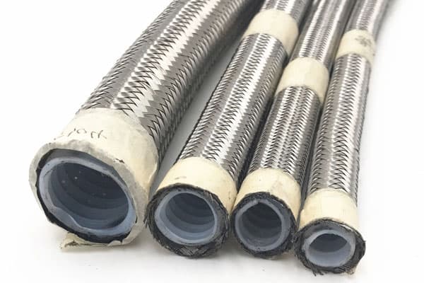 Edelstahl umflechtet